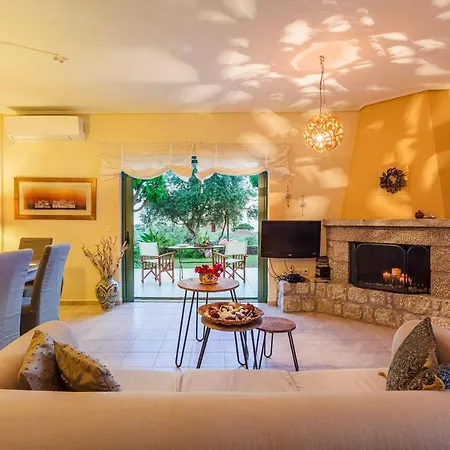 Lavender Garden Retreat - Secluded Seaside Getaway Kotronion (West Mani)